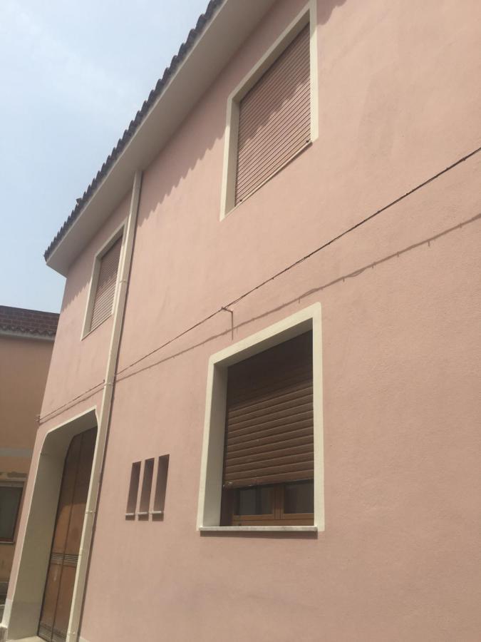 Casa Rosa Di Maria Gabriella San Vito A 30 Km Da Villasimius Exterior foto